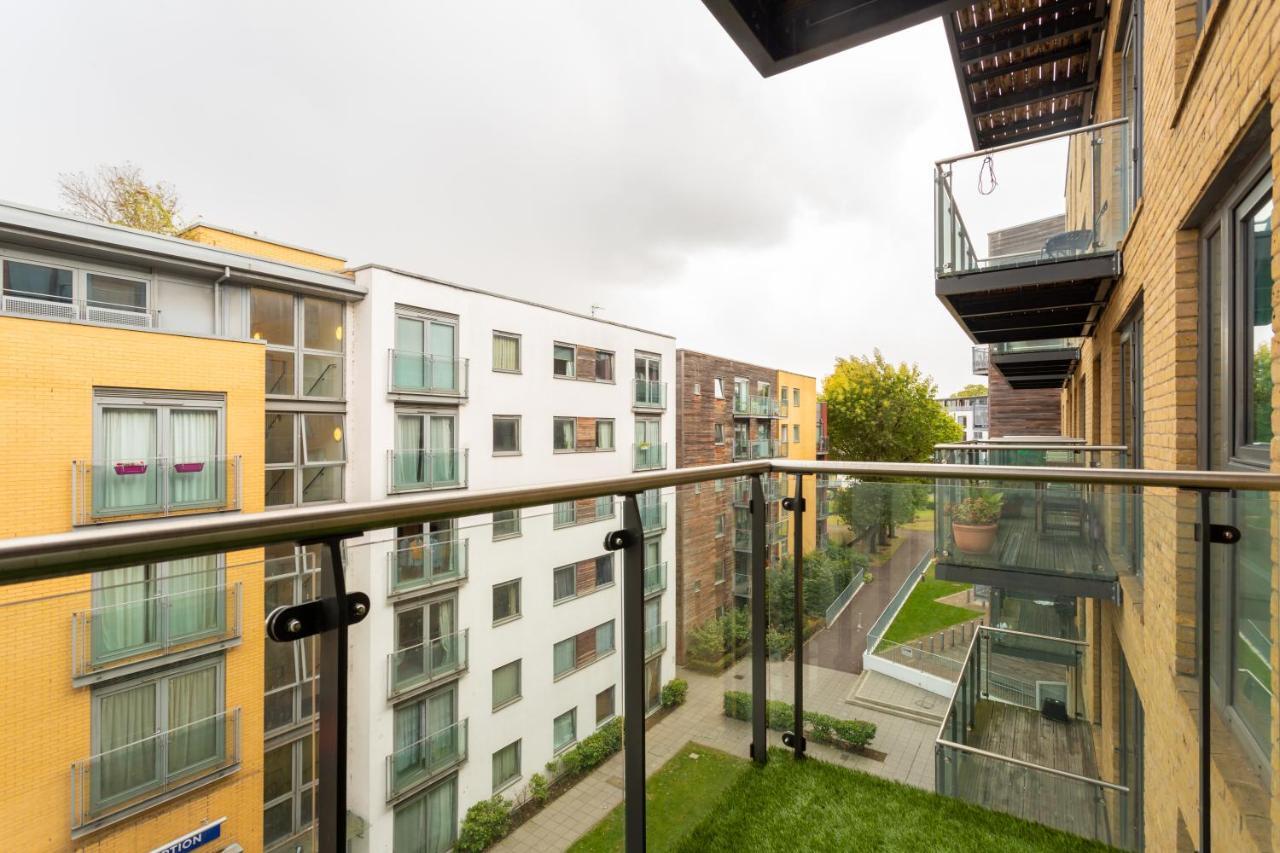 Amazing Modern 2 Bedroom Flat In Greenwich For 4 People London Exteriör bild