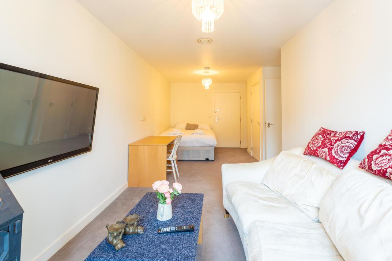 Amazing Modern 2 Bedroom Flat In Greenwich For 4 People London Exteriör bild