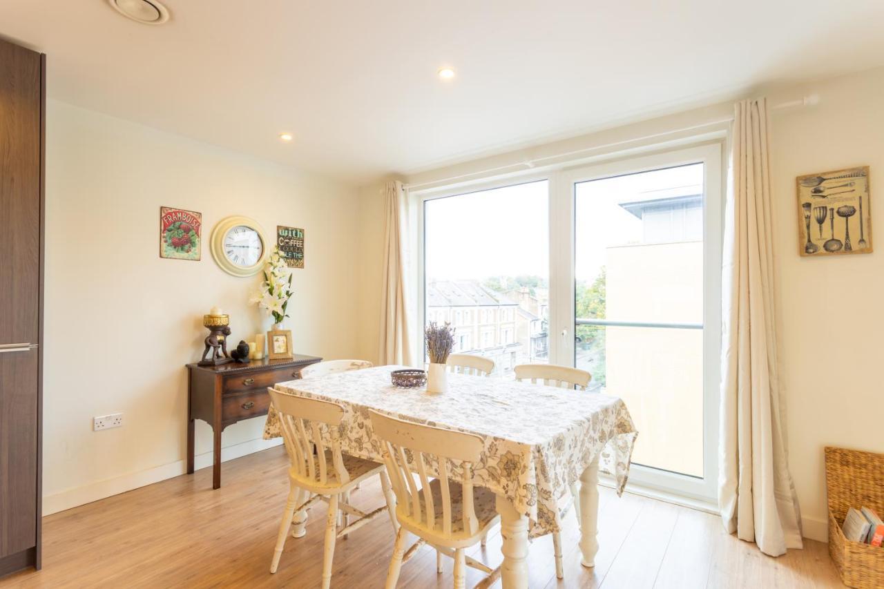 Amazing Modern 2 Bedroom Flat In Greenwich For 4 People London Exteriör bild